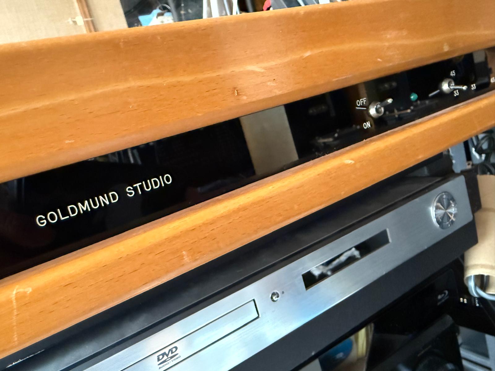 Goldmund Direct Drive Turntable View 2