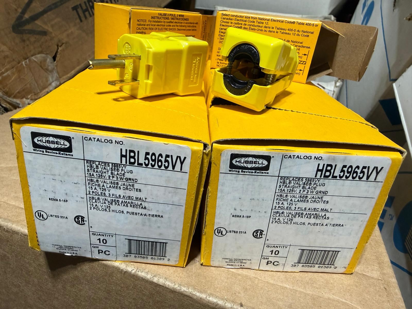 Hubbell AC Plug View 2